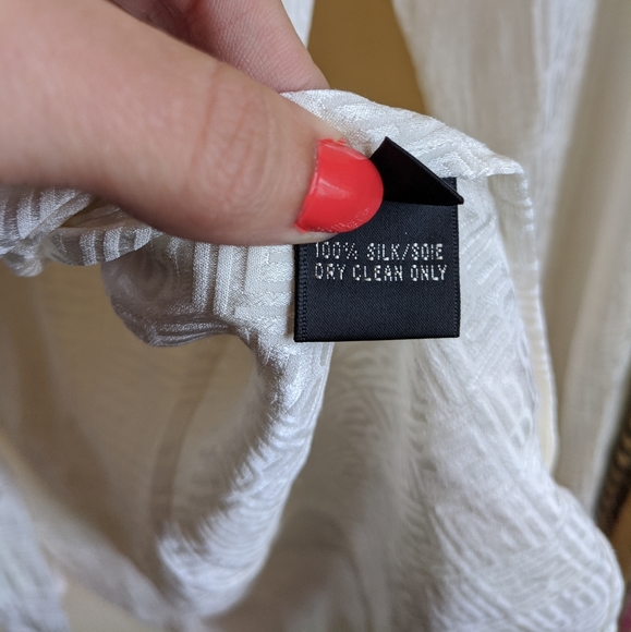 Ralph Lauren Silk Button down blouse - Picture 3 of 7